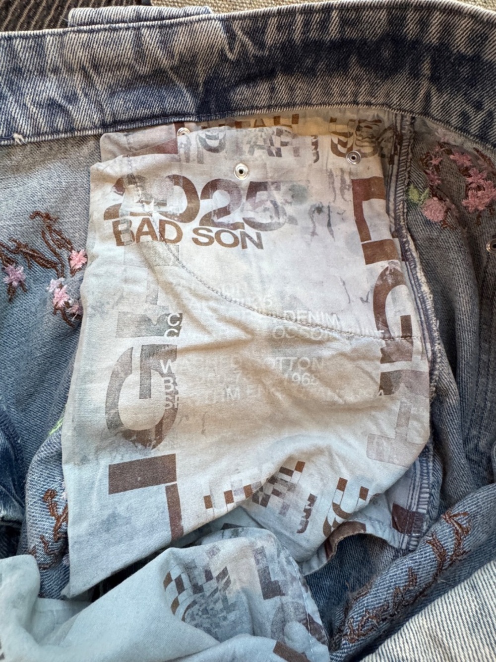Badson Cherry Blossom Jeans Unisex Size XL - Picture 10 of 16